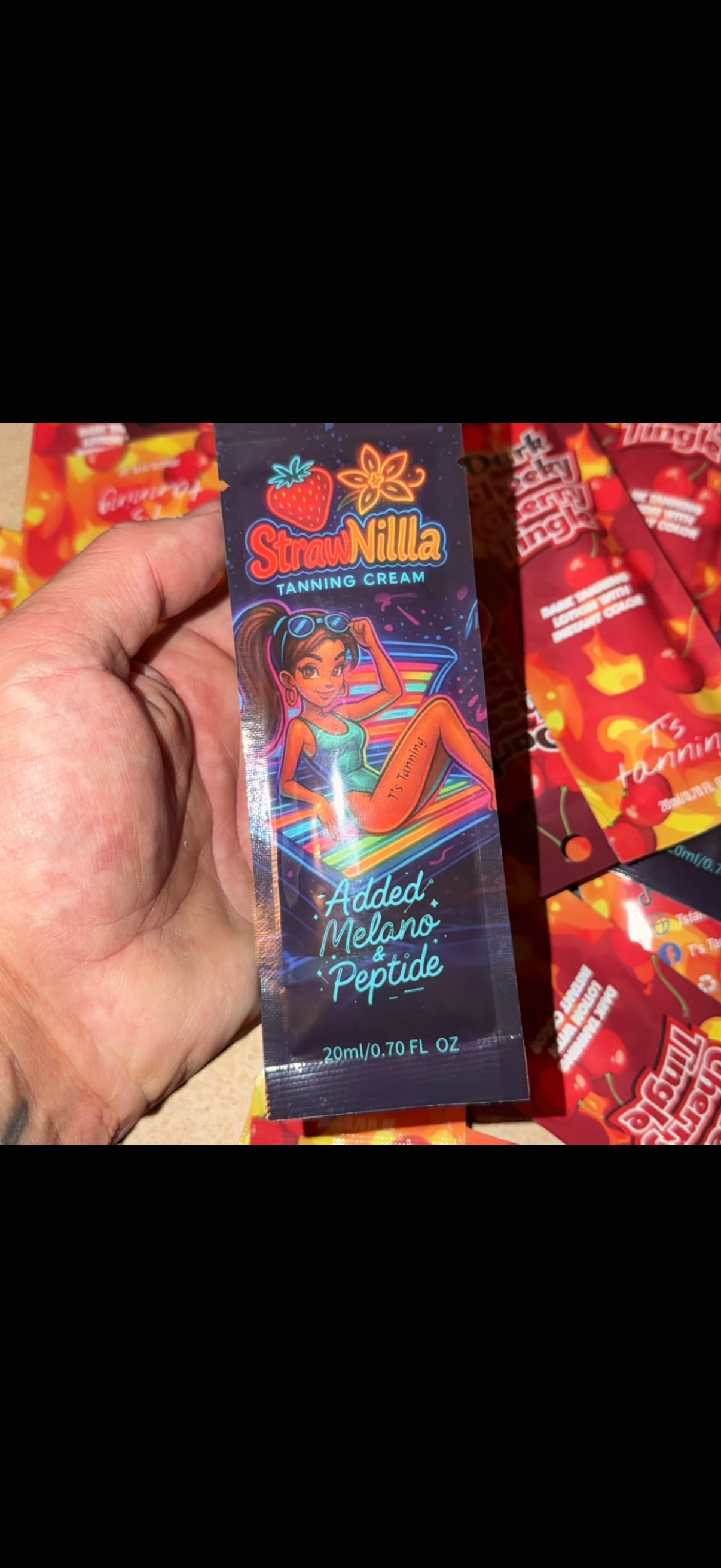 🍓StrawNilla Tanning Cream🍓